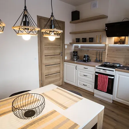 W Rojach Apartzakop